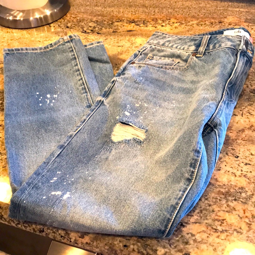 Cabi distressed boyfriend jeans - NWOT